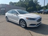 Used 2018 Ford Fusion SE w/ Fusion SE Technology Package image 3