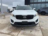 Used 2017 Kia Sorento LX w/ LX Convenience Package image 2