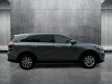 Used 2020 Kia Sorento LX w/ LX I4 Convenience Package image 4