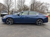Used 2023 Nissan Altima 2.5 SR image 3