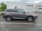 Used 2017 Mitsubishi Outlander SE image 4