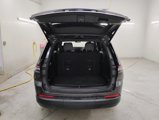Used 2024 Jeep Grand Cherokee L Laredo image 6