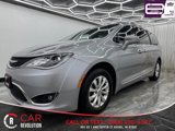 Used 2019 Chrysler Pacifica Touring-L image 3