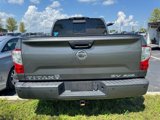 Used 2017 Nissan Titan SV image 3