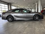 Used 2022 Toyota Camry SE image 2