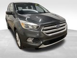 Used 2019 Ford Escape SE image 2