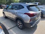 Used 2021 Kia Seltos SX w/ SX Sunroof Package image 4