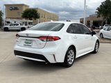 Used 2021 Toyota Corolla LE image 5