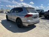 Used 2022 Volkswagen Tiguan SE R-Line image 3