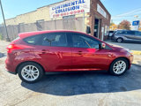 Used 2015 Ford Focus SE image 4