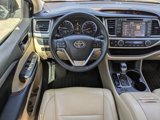Used 2015 Toyota Highlander XLE image 4