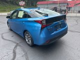 Used 2022 Toyota Prius XLE image 2