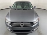 Used 2013 Volkswagen Passat TDI SE image 3