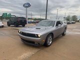 Used 2016 Dodge Challenger SXT image 5