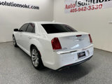 Used 2017 Chrysler 300 Limited w/ 300 Premium Group image 5