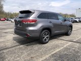 Used 2019 Toyota Highlander LE image 6