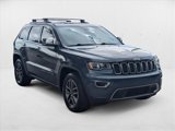 Used 2019 Jeep Grand Cherokee Limited image 3
