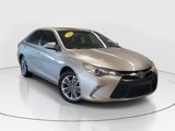 Used 2016 Toyota Camry SE image 2