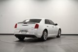Used 2016 Chrysler 300 C image 4