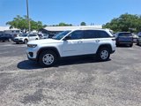 Used 2023 Jeep Grand Cherokee Laredo w/ Luxury Tech Group I image 2