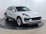 Used 2025 Porsche Macan image 3
