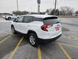 Used 2024 GMC Terrain SLE image 3