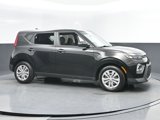 Used 2021 Kia Soul LX image 2