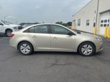 Used 2014 Chevrolet Cruze LS image 4