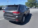 Used 2021 Jeep Grand Cherokee Laredo image 4