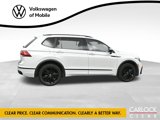 Used 2022 Volkswagen Tiguan SE R-Line image 4