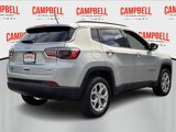 Used 2024 Jeep Compass Latitude image 3