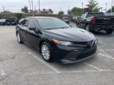 Used 2018 Toyota Camry LE image 4