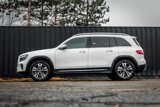Used 2025 Mercedes-Benz GLB 250 4MATIC image 3