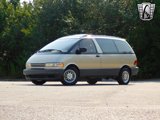 Used 1997 Toyota Previa LE image 2