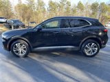 Used 2023 Buick Envision Essence image 2