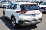 Used 2023 Nissan Rogue SV image 2