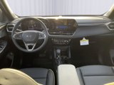 New 2025 Chevrolet TrailBlazer ACTIV w/ Convenience Package image 2