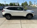 Certified 2022 Kia Seltos S image 4