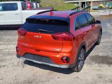 Used 2022 Kia Niro Touring Special Edition image 2