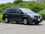 Used 2015 Dodge Grand Caravan SXT image 2