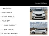 Used 2022 Chrysler Pacifica Touring-L image 4