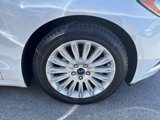 Used 2015 Ford Fusion SE w/ Equipment Group 502A image 3