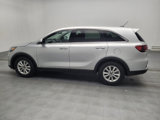 Used 2019 Kia Sorento LX image 3