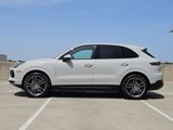 Used 2022 Porsche Cayenne image 2