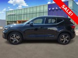 Used 2025 Volvo XC40 B5 Core image 6