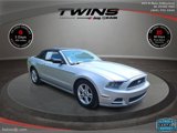 Used 2013 Ford Mustang Convertible image 2