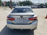 Used 2018 Toyota Camry SE image 4
