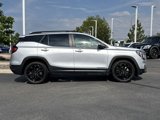 Used 2022 GMC Terrain SLE w/ Driver Convenience Package image 2