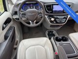 Used 2017 Chrysler Pacifica Touring-L Plus w/ Tire & Wheel Group image 3
