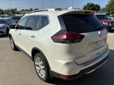 Used 2019 Nissan Rogue SV image 4